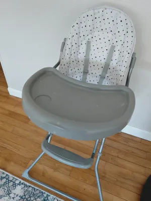 Table à manger  pour bébé