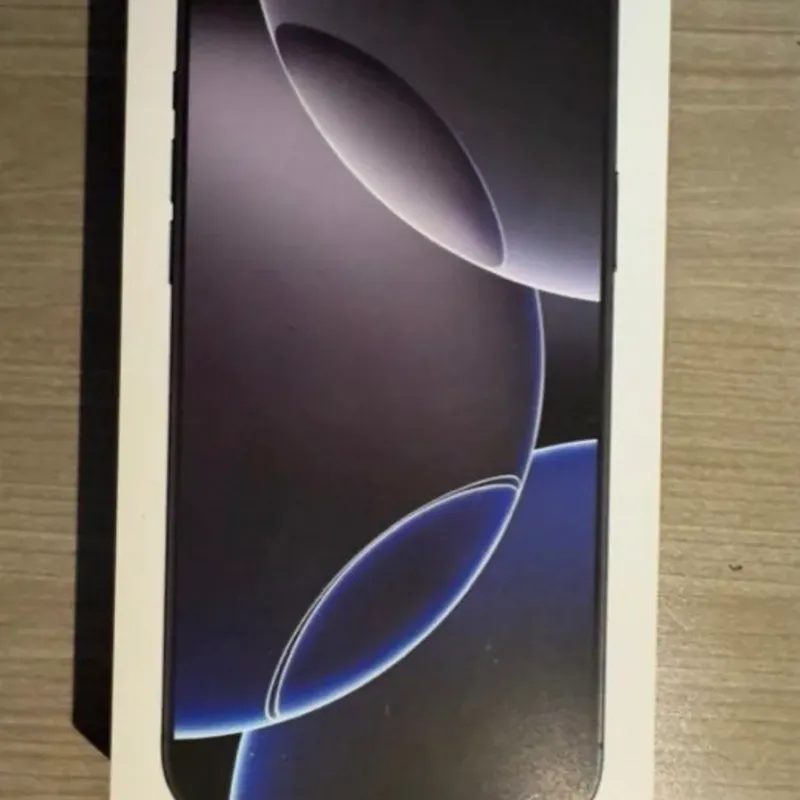 Iphone 16 pro max - Photo 2