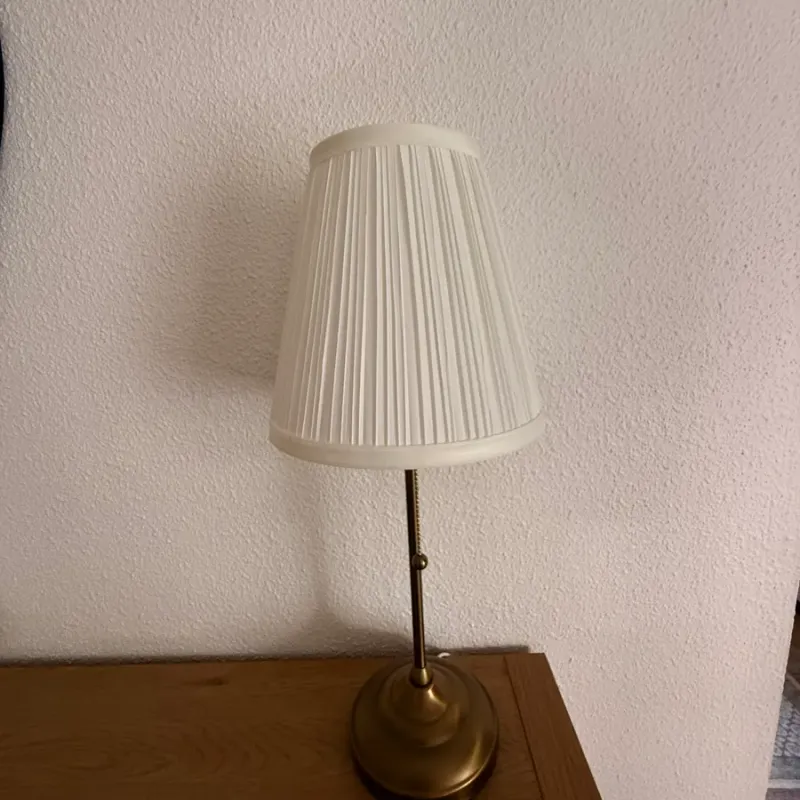 Lampe de chevet - Photo 1