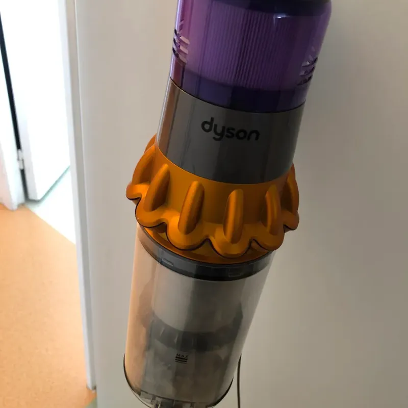 Dyson V15 - Photo 1